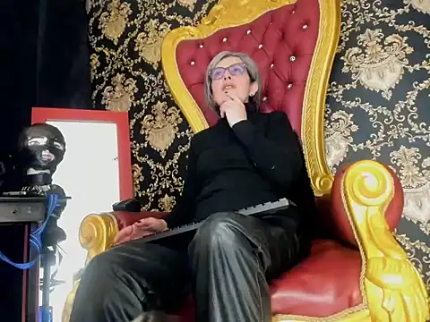 Hades Lyra online show from 9, 3, 2026