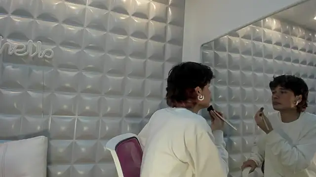 RonaldThompson   online show from 4, 3, 2026