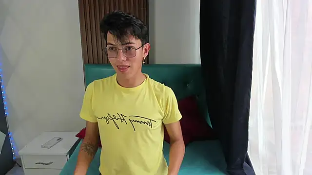 Lian Prince online show from 5, 3, 2026