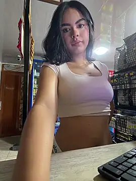 Snapshot of kitty_rousse01 chatting on 17, 7, 2026 kitty rousse01 online show from 17, 7, 2026
