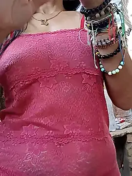 yuliitza4 online show from 2, 7, 2026