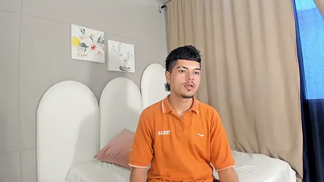 Snapshot of Briian__ chatting on 29, 6, 2026 Briian online show from 29, 6, 2026
