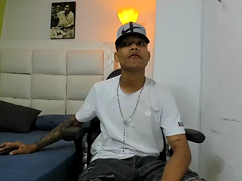 emanuel 23cm online show from 28, 2, 2026