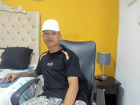 emanuel 23cm online show from 4, 3, 2026