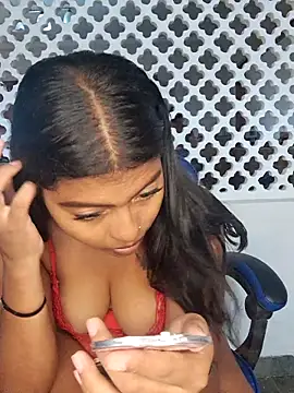 Coraline em online show from 17, 3, 2026