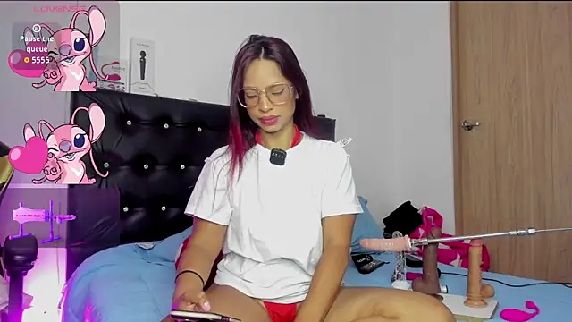 Vivian-Cruz online show from 9, 3, 2026