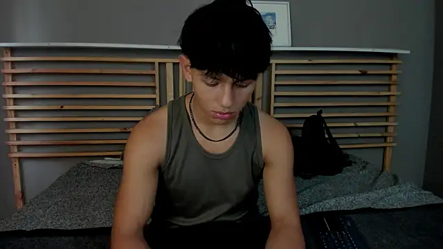 Snapshot of clark_ken01 chatting on 8, 5, 2026 clark ken01 online show from 8, 5, 2026