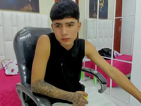 Thiago collinss online show from 12, 3, 2026