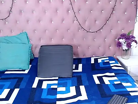 TiffannyValentine online show from 1, 3, 2026