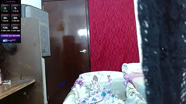 Snapshot of scarlet_johannson19 chatting on 25, 6, 2026 scarlet johannson19 online show from 25, 6, 2026