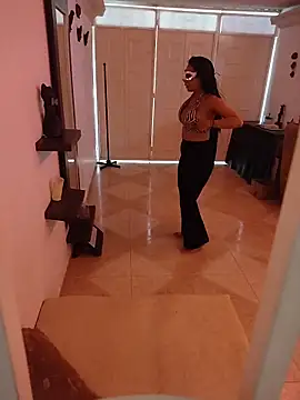 SHARLOTYJUANSTEVAN online show from 5, 3, 2026