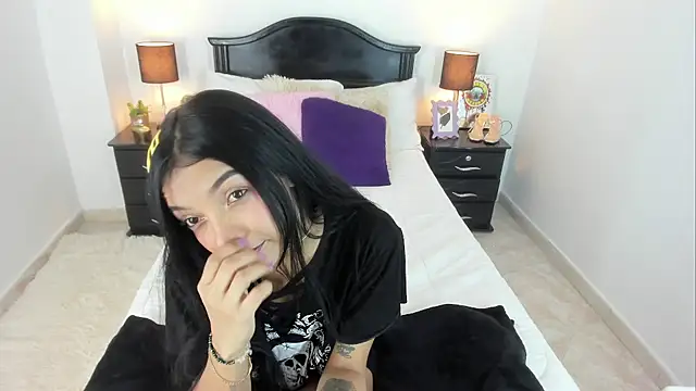 ImMiaFoster online show from 3, 3, 2026