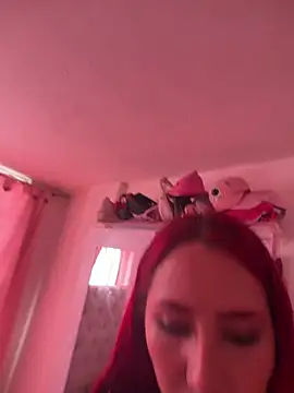 Snapshot of kisscherry8 chatting on 9, 6, 2026 kisscherry8 online show from 9, 6, 2026
