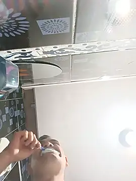 Edwin Q online show from 21, 7, 2026