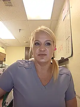 LadyB07 online show from 9, 6, 2026