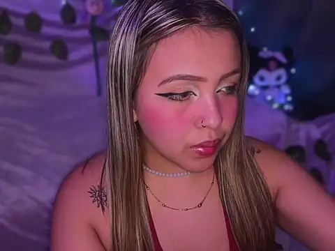 Moon Velvet  online show from 25, 2, 2026