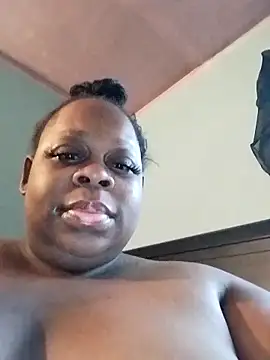 Snapshot of Pinkchocolatebbw chatting on 16, 3, 2026 Pinkchocolatebbw online show from 16, 3, 2026
