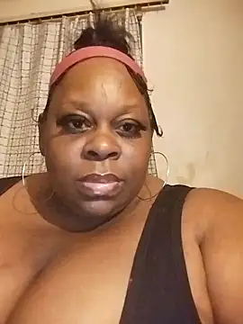 Snapshot of Pinkchocolatebbw chatting on 17, 3, 2026 Pinkchocolatebbw online show from 17, 3, 2026