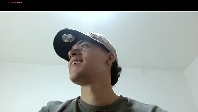 oliver   saint online show from 7, 3, 2026