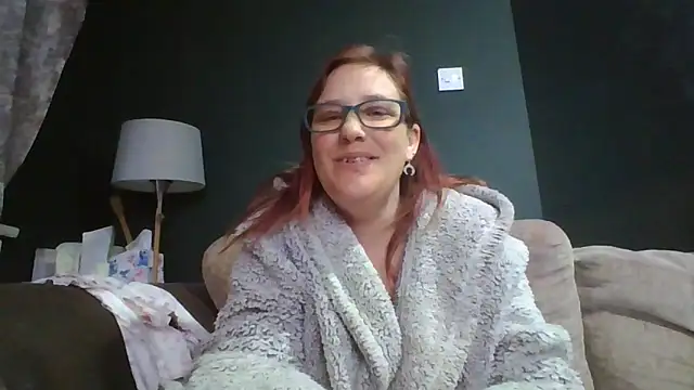 Curvy Clare online show from 4, 4, 2026