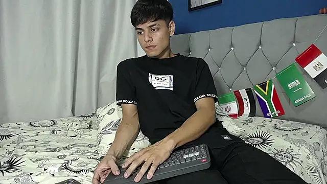 Snapshot of Logan_Jhonson19 chatting on 15, 6, 2026 Logan Jhonson19 online show from 15, 6, 2026