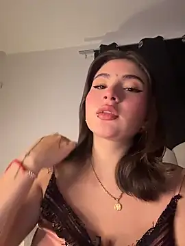 SamanthaValmont online show from 23, 4, 2026