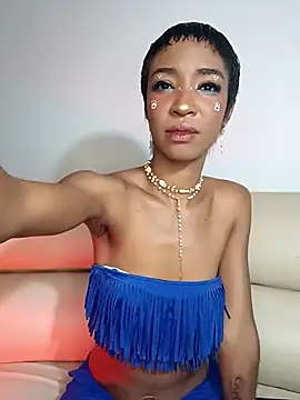 Snapshot of TinnaPeyton chatting on 17, 5, 2026 TinnaPeyton online show from 17, 5, 2026