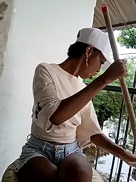 TinnaPeyton online show from 26, 4, 2026