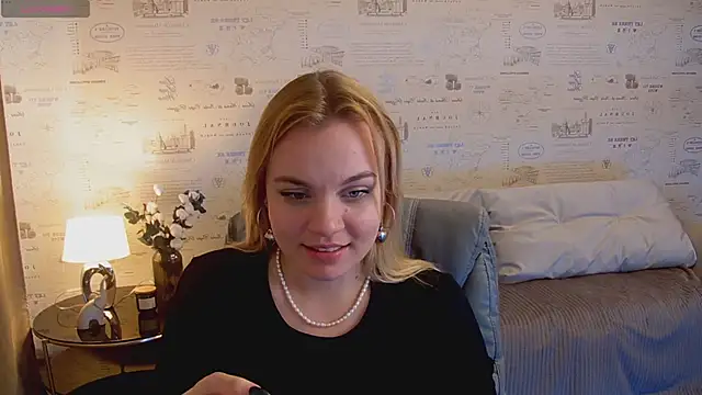 Snapshot of Glow_Margo chatting on 6, 5, 2026 Glow Margo online show from 6, 5, 2026