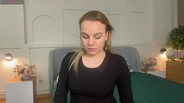 Glow Margo online show from 21, 3, 2026