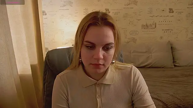 Snapshot of Glow_Margo chatting on 18, 5, 2026 Glow Margo online show from 18, 5, 2026