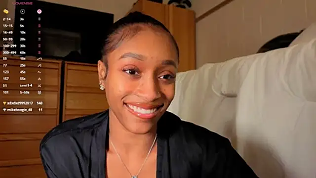 Snapshot of cutieeeva1 chatting on 12, 4, 2026 cutieeeva1 online show from 12, 4, 2026