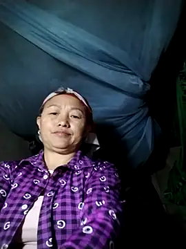 Lucie Fuzk online show from 19, 4, 2026