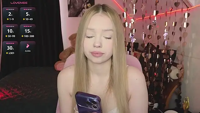 MellisaHoward online show from 24, 3, 2026