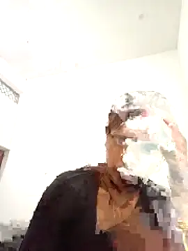 Snapshot of Hot_chani chatting on 12, 4, 2026 Hot chani online show from 12, 4, 2026