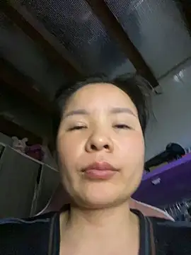 Snapshot of Ivy_Trix2 chatting on 25, 5, 2026 Ivy Trix2 online show from 25, 5, 2026