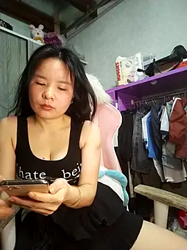 Snapshot of Ivy_Trix2 chatting on 15, 5, 2026 Ivy Trix2 online show from 15, 5, 2026