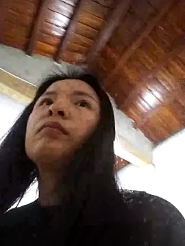 Ivy Trix2 online show from 4, 3, 2026