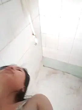 Ivy Trix2 online show from 21, 4, 2026