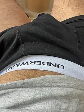 Snapshot of portostrip chatting on 4, 4, 2026 portostrip online show from 4, 4, 2026