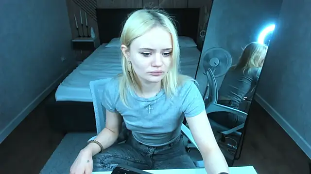 Tessa Ashe online show from 7, 4, 2026