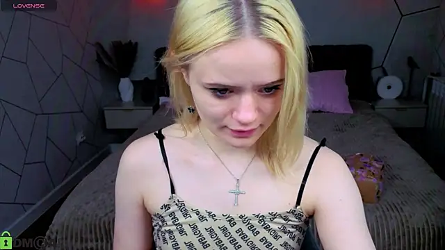 Tessa Ashe online show from 2, 4, 2026