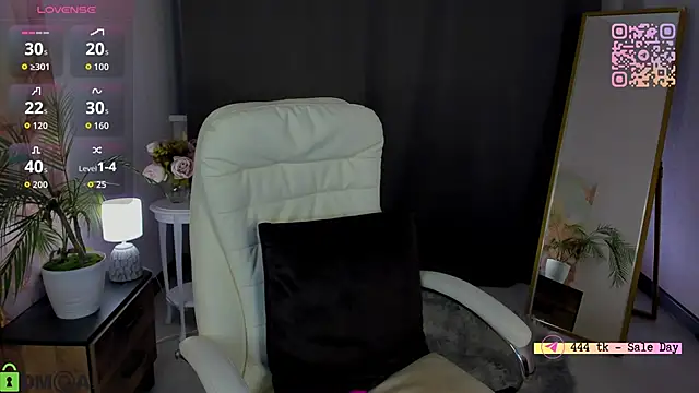 Snapshot of serinella_ chatting on 8, 5, 2026 serinella online show from 8, 5, 2026
