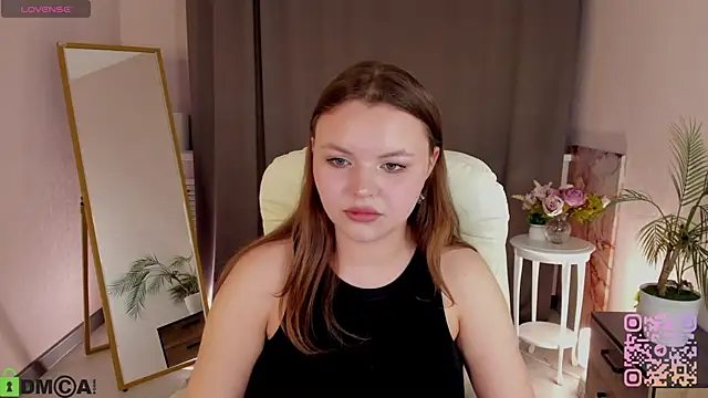 Snapshot of serinella_ chatting on 4, 5, 2026 serinella online show from 4, 5, 2026