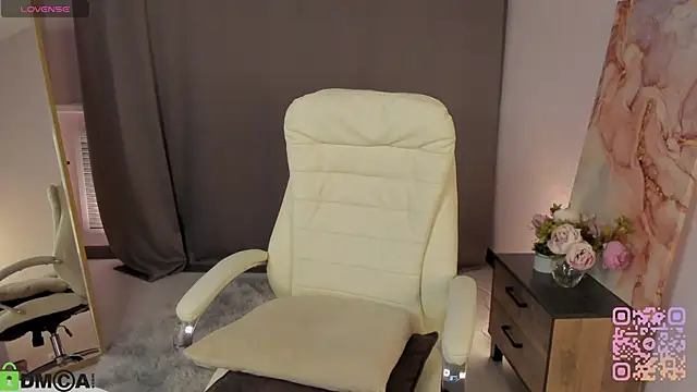 serinella  online show from 7, 4, 2026