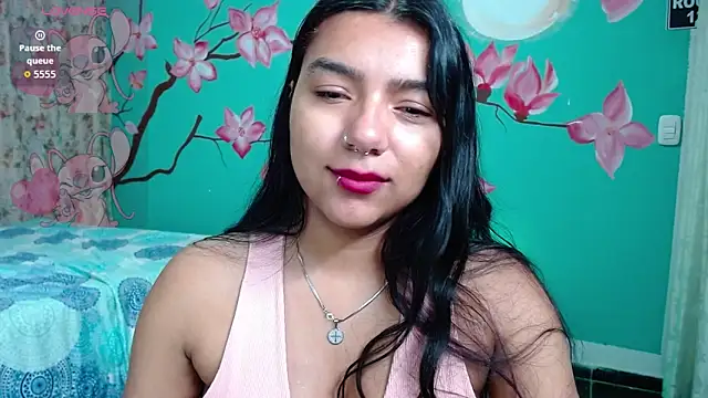 NoelleVireaux online show from 22, 4, 2026