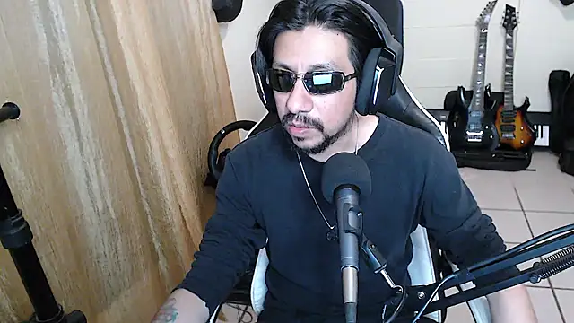 Snapshot of AntuanSV chatting on 29, 3, 2026 AntuanSV online show from 29, 3, 2026