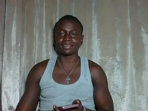 Snapshot of darkerberryguy chatting on 17, 5, 2026 darkerberryguy online show from 17, 5, 2026