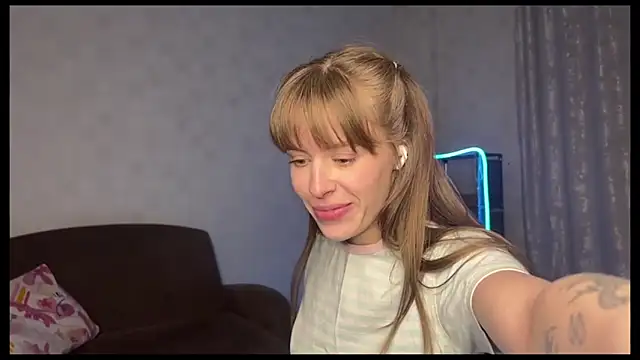 RosaMoore online show from 30, 3, 2026