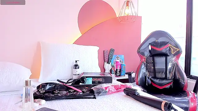 Valkiria wine online show from 23, 4, 2026